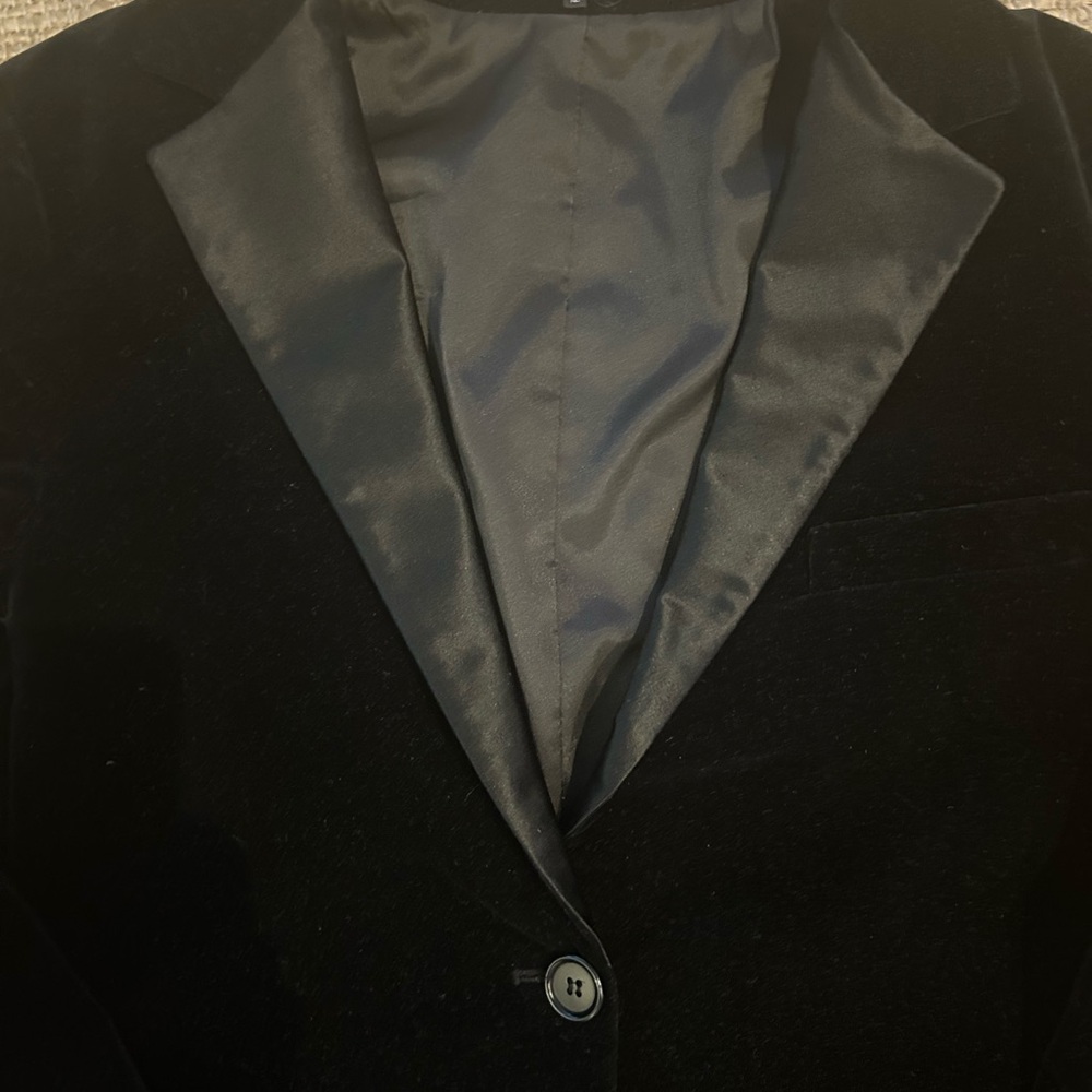 Theory Black Velvet and Satin Blazer Size 12 - Picture 4 of 16